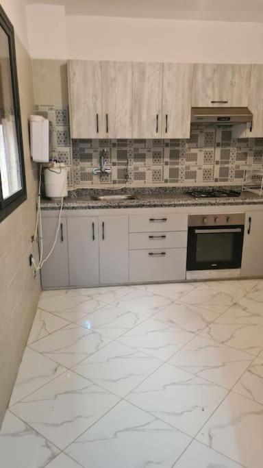 Apartment Close To Cmn-Airport Casablanca Nouaceur Luaran gambar